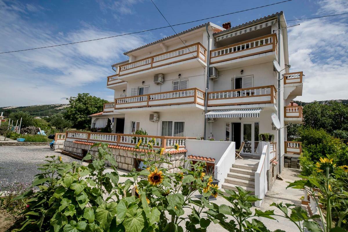 Apartman Jasmina Banjol Esterno foto